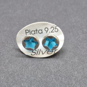 925 sterling silver round earrings with star-shaped zirconia